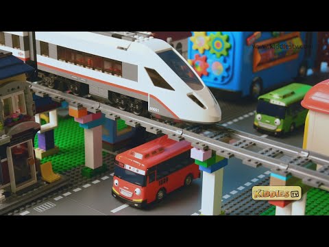 Lego train crashes and fun back to back videos | Train videos | Lego video | Kiddiestv #lego #viral