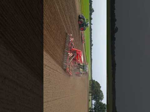 Aussaat mit Fendt und Horsch 🤩 #fendt #farming #landwirtschaft #2024 #planting #agriculture #shorts