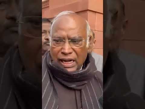 कांग्रेस अध्यक्ष ने अमितशाह के खिलाफमोर्चा खोला #mallikarjunkharge #rahulgandhi #parliament#amitshah