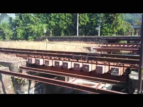 竹田駅の線路と水路と電車と・・・