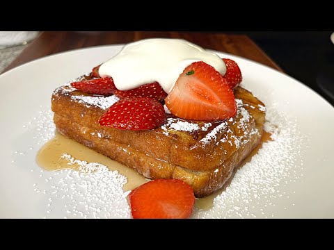 Strawberry Stuffed French Toast | Cream Cheese Stuffed French Toast