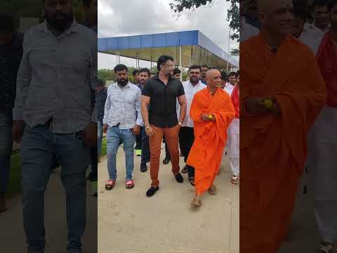 DBOSS With Nirmalanandha Swamiji At BGS Bengaluru || #dboss #darshan #bgs #katera #kannadasongs