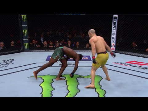 Kicks of Marlon Moraes