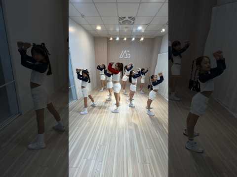 BABYMONSTER-Batter Up⚾️#babymonster#batterup#dancebreak#kpop#mv#dancecover#challenge#dance#shorts#推薦