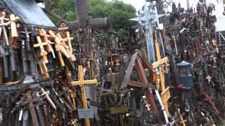 リトアニア　十字架の丘　Hill　of　Crosses