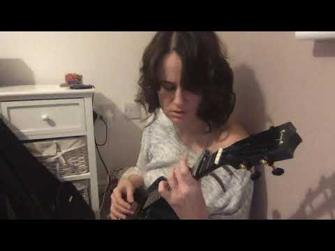 My (slow) interpretation of "Jar of Hearts" by Christina Perri on the ukulele