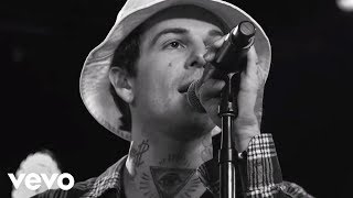 The Neighbourhood - Sweater Weather (Live)