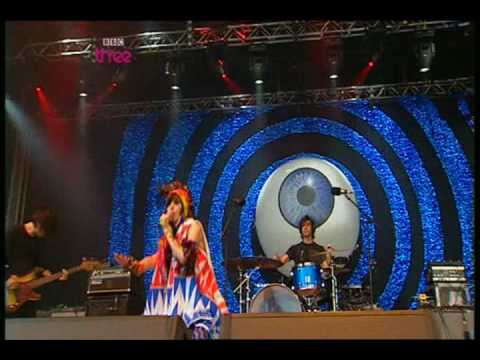 Sealings - Yeah Yeah Yeahs Live at T in the Park 2009