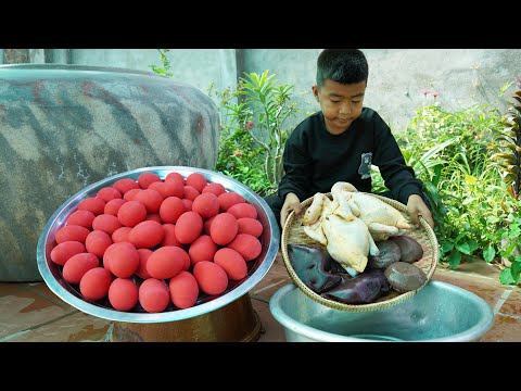 '' Red Eggs and Native chickens recipe '' Yummy chicken rice porridge cooking - Chef Seyhak