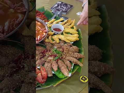 Seafood platter, puffer fish & boats | Fishing village | Malaysia | Kampung Sungai Burung, Perak