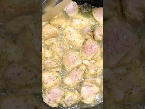 Garlic Butter Chicken 😍#cookingvideos #garlicbutterchicken #shortsreel #food #eidspecial #rws #reci