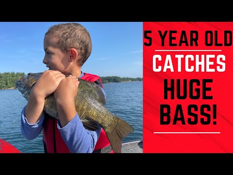 5 Year old catching Big Smallmouth on the St Lawrence River