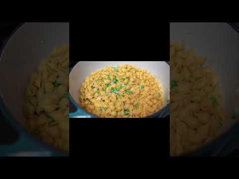 PASTA AND PEAS | EASY ONE-POT PASTA RECIPE #shorts