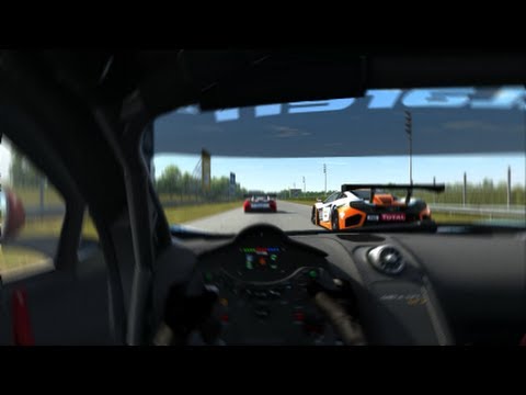 Assetto Corsa: Threading the Needle