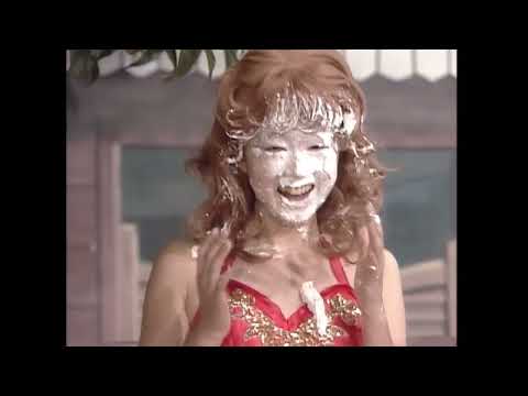 Noriko Matsumoto (松本 典子) - Pie in the face