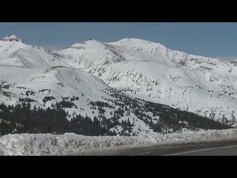 Avalanche warnings place into effect in Colorado