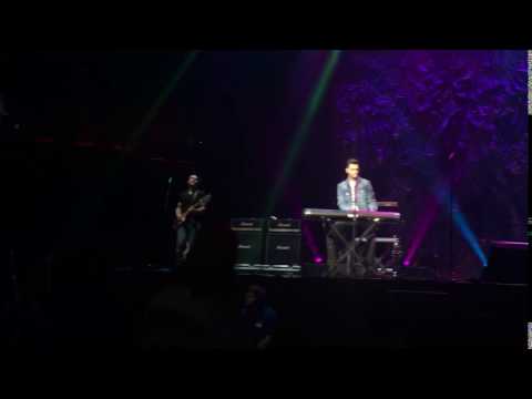 Keep Your Head Up by Andy Grammer @Mohegan Sun