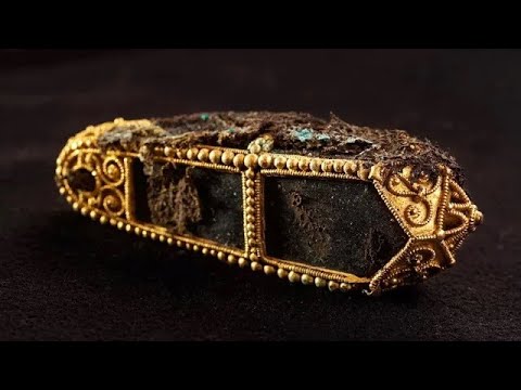 12 Most Amazing Archaeological Artifacts Finds