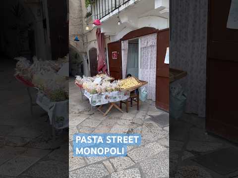 MONOPOLI - Pasta Street. Italy 2024 🇮🇹