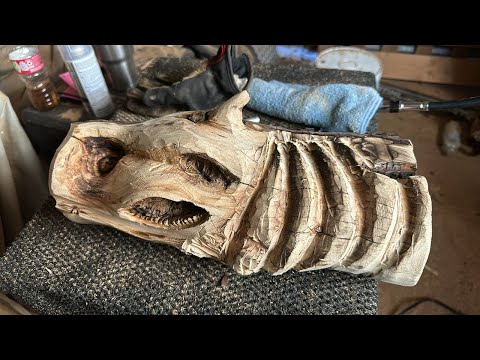 Horn worm carving ￼