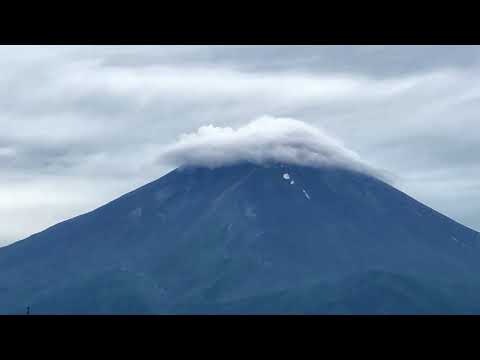 富士山「頭戴斗笠」