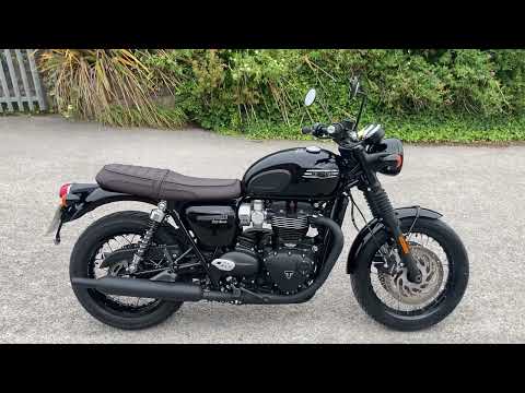 2023 TRIUMPH BONNEVILLE T120 BLACK, 708 MILES - WALKAROUND - COMPLETELY MOTORBIKES