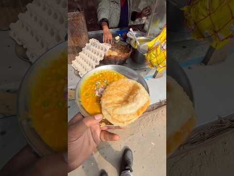 India most famous breakfast Puri sabji #purisabji #indiabreakfast #shorts ￼