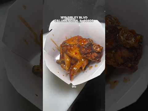 HENNESSY WINGS ALERT! 🍗🔥 Cousinn Vinnie's Got the Scoop on Chicagolands Most Fire Wings! 🤯