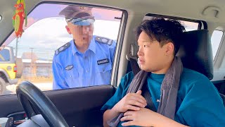 先輩が警察に捕まりました。【スピード違反】