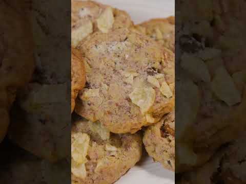 The origins of the 'Santa's trash' cookies!