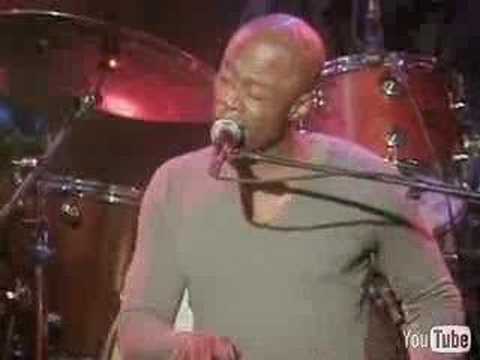 Kem - Love Calls (Live Performance)