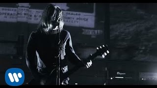 Alter Bridge || Addicted To Pain (OFFICIAL VIDEO)