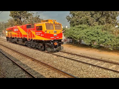 Diesel Wdg6g and Electric Wap7 , Wap5 and Wap4 All Types Locomotives Crossing#uniquetrainengines