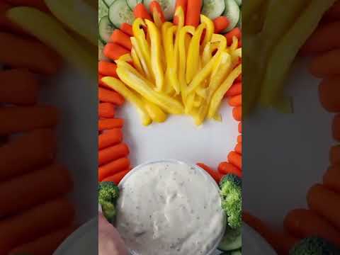 TURKEY SHAPED VEGGIE TRAY