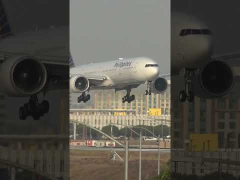 Philippine Airlines 777-300ER at LAX