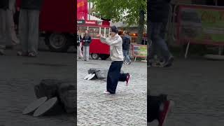 YEONJUN filming a tiktok in Antwerp 🦊 cr: ssuansuan #txt #kpop #kpopdance #yeonjun #foryou #fyp