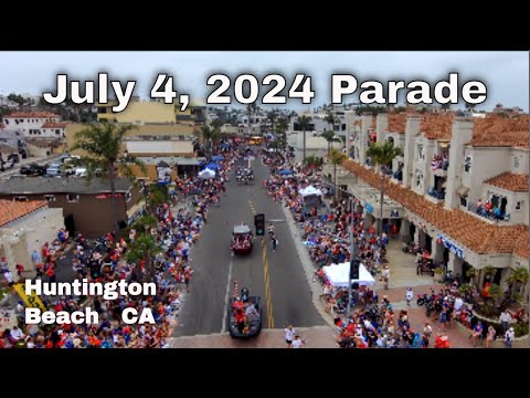 JULY 4 2004 PARADE IN HUNTINGTON BEACH CALIFORNIA