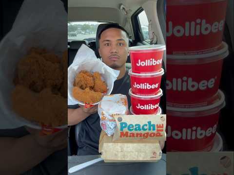 Trying Jollibee CHICKEN🍗 #shorts #chicken