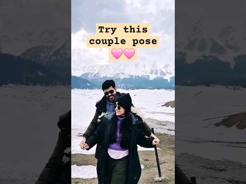 Try this pose 🤩 | Titanic pose | #snow #couple #coupleposes #kashmir #love