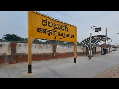 Kalaburagi Junction 12701/Hussain Sagar Express Arriving Karnataka, Indian Railways in 4k ultra HD