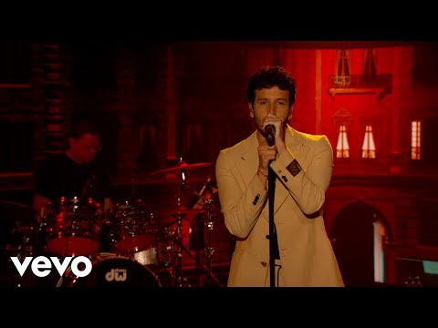 Sebastián Yatra - Tacones Rojos (Jimmy Kimmel Live!)