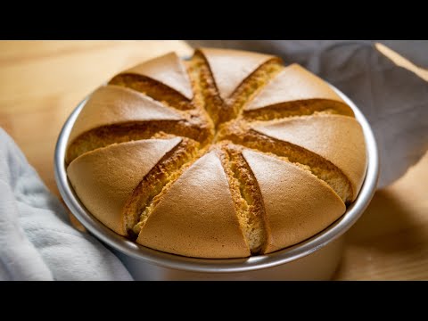 黄油戚风蛋糕 Butter Chiffon Cake Recipe | 无小苏打和泡打粉、湿润蓬松又有弹力的配方 | 分享不缩腰、凹陷和消泡的心得！[我的爱心食谱/小雁]