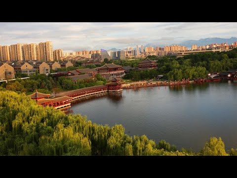 西安大唐芙蓉园：雨后天晴见南山，天美景美，古筝演奏梦幻迷人