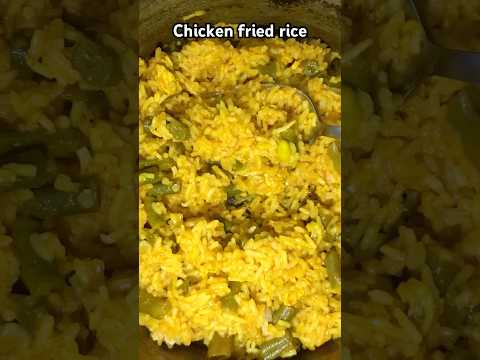 Chicken fried rice#friedrice#food#foodies#asmrfood#shorts#cooking#howtocookfriedrice#tasty#chicken