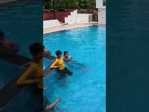 மிதமான வெயில் Time-ல Swimming Pool-ல செம்ம Enjoyment🥳 | Kannan Bhagavathy #shorts