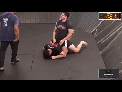 No-Gi BJJ Black Belt Heavy Weight in a Pit (Match 2)