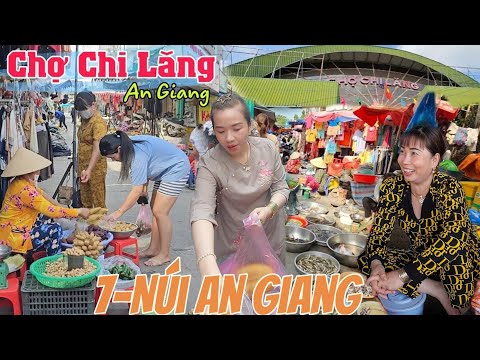 chợ vùng núi chi Lăng buổi sáng rất đông người đi chợ . Nét đẹp An Giang .