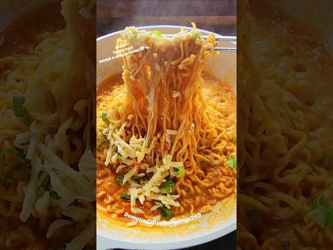 Buldak & cheese ramen?!! #asmr #spicynoodles #buldak #cheesenoodles #foodasmr #asmrfood #ramyan