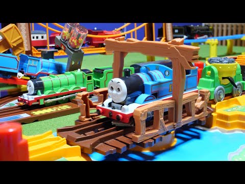 Thomas the Tank Engine☆Plarail Falling Rails & Swirling Bridge