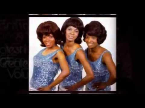 MARTHA and THE VANDELLAS  dancing in the street